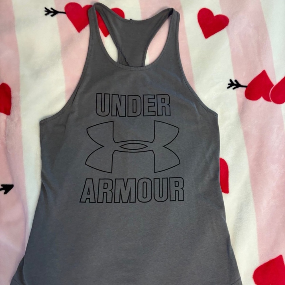 Under Armer sports tank top